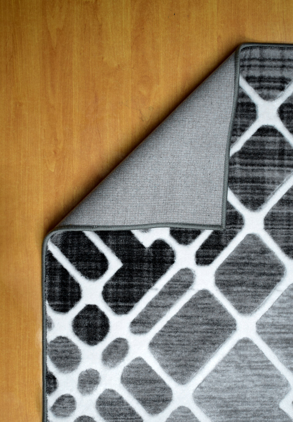 اشتري سجاد ماك 153718-88 ثلاثي الأبعاد من Cairo Drop – تصميم عصري من نايلون متين وسهل التنظيف مع توصيل وضمان | Buy modern 3D rug Cairo Drop