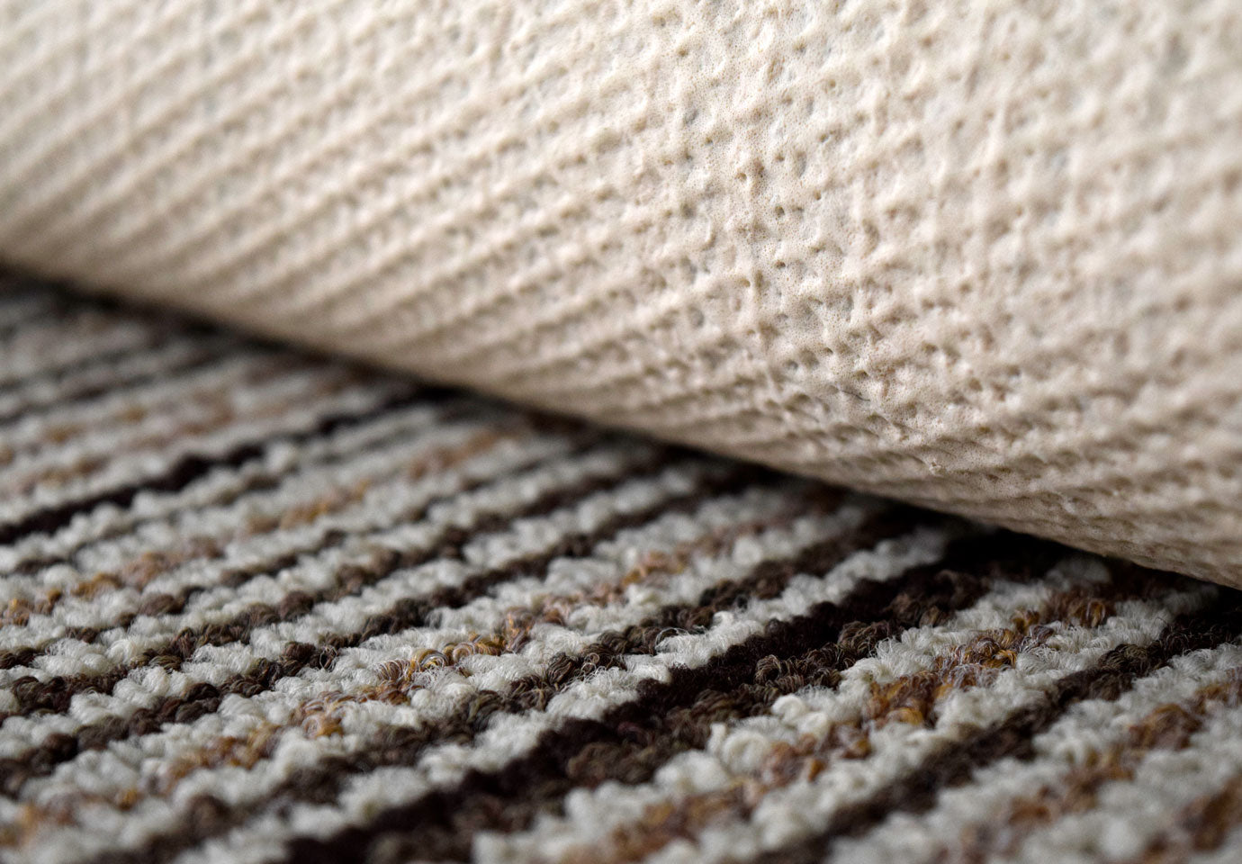 توفر مينا كاربت لمنزلك أسلوبًا عصريًا الحجم: 122 × 152 SKU: 12428-1002