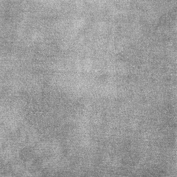 موكيت أتلانتا الفاخر من الحائط إلى الحائط بألوان أنيقة وخامة نايلون متينة. توصيل سريع من Cairo Drop.Atlanta wall-to-wall carpet in red, beige, and silver.