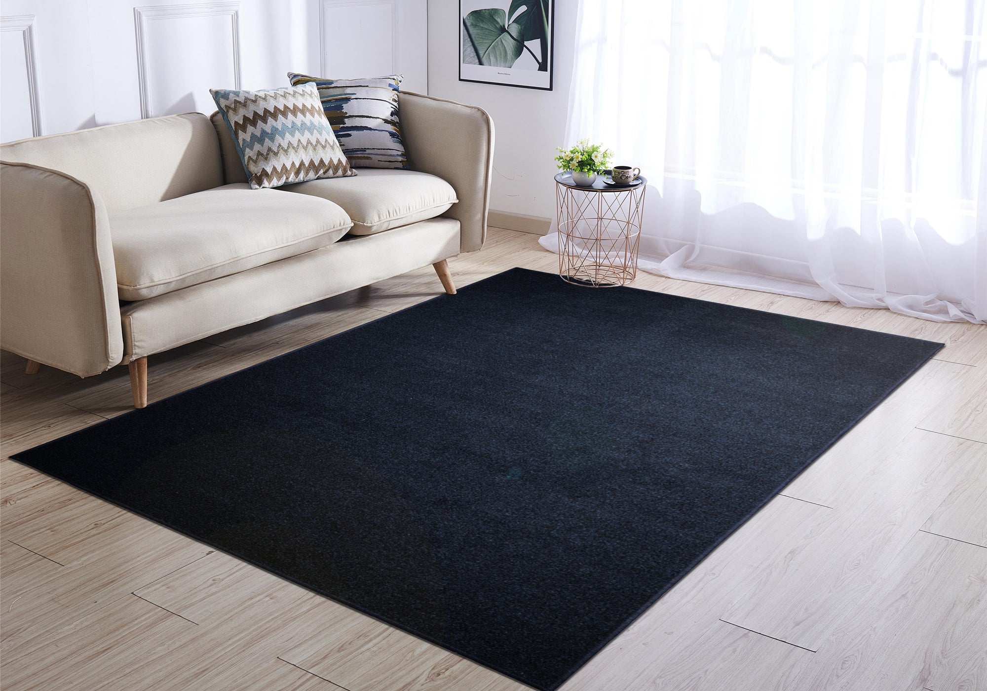 سجادة سابها ماك مقاس 137×200 سم من بولي بروبلين متينة وعصرية، بتوصيل وضمان من Cairo Drop.
Sabha Mak Rug 137x200 cm – Durable Polypropylene 