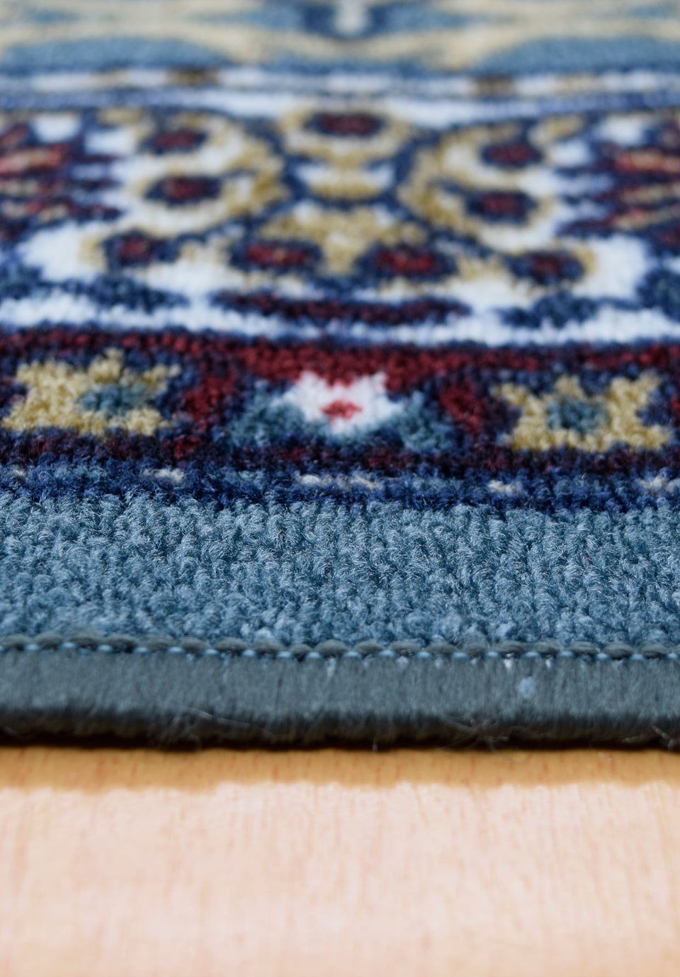 سجادة ماك اوريجنال بتصميمات مصرية اصلية مقاس 133×190