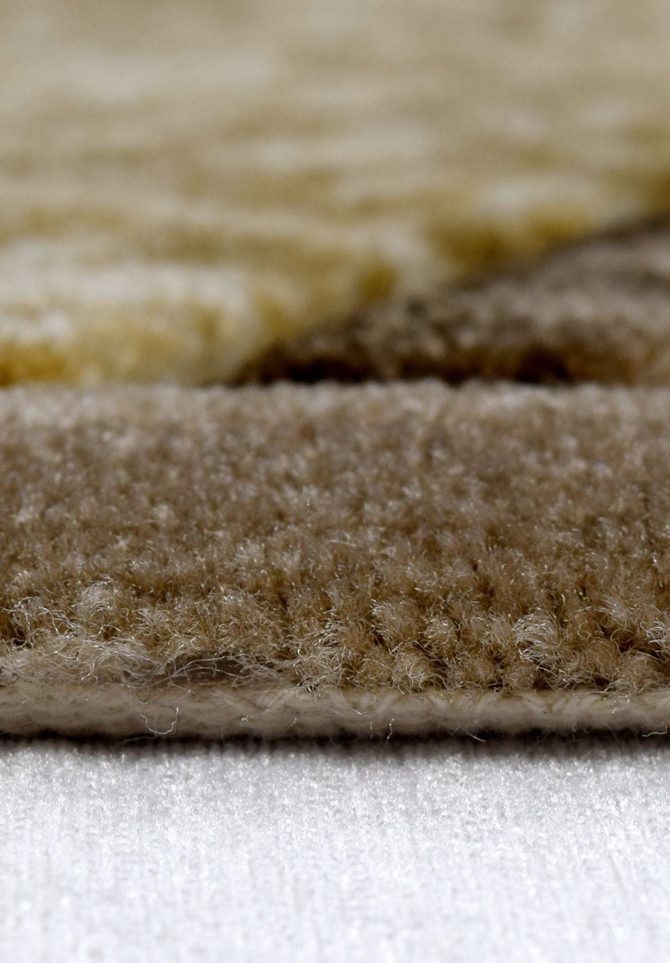 Atlanta 153306-40 Special Rug provides deep materials size:160x230