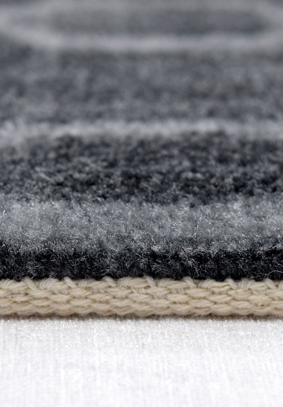 سجادة اتلانتا ثلاثية الأبعاد 153706-96 من نايلون 100%، تصميم أنيق ومقاسات متنوعة – Atlanta 3D Carpet for modern homes from Cairo Drop Egypt.