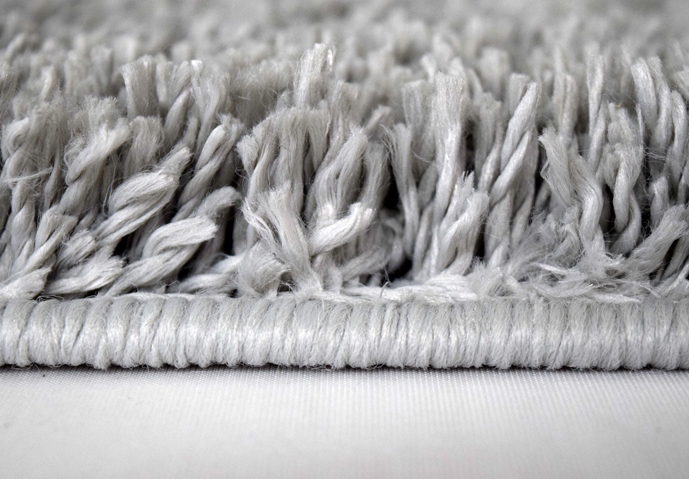 Beirut Soft 100019-90 carpet provides dense and deep materials size: 67x100 SKU: