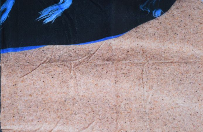 سجاد MAC للسفر والشاطئ بخامة بوليستر متينة وخفيفة، سهل الغسيل ومثالي للنزهات.
MAC beach mat – durable, washable, and perfect for travel.