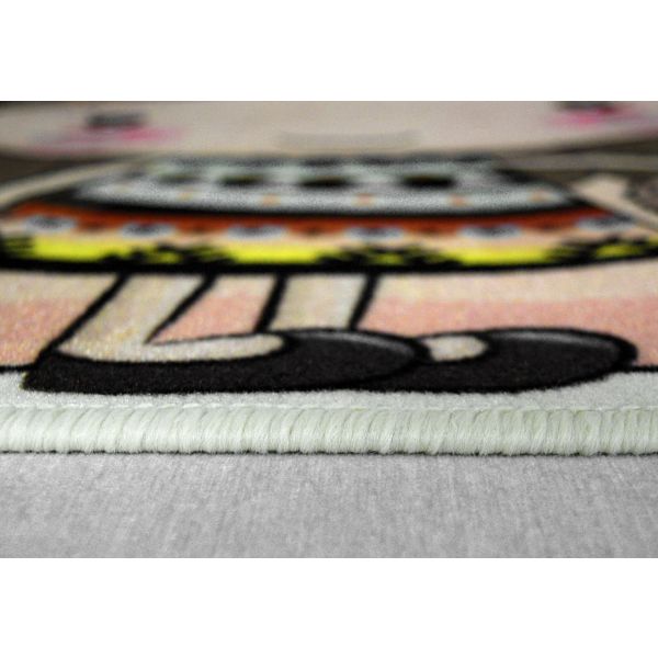 سجادة ساندي لغرف الأطفال 606596 من نايلون عالي الجودة، مضادة للانزلاق وسهلة التنظيف، مثالية لغرف اللعب، متاحة الآن في Cairo Drop. Sandy children's rug 606596 made of high-quality nylon,