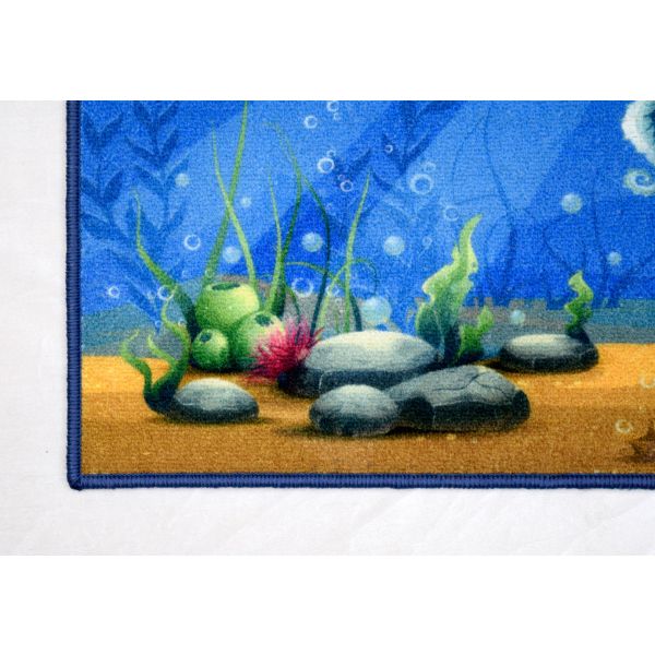 سجادة ميرا للأطفال بقاعدة مانعة للانزلاق وخامة نايلون ناعمة. تصميم عملي وألوان مرحة مع توصيل سريع من Cairo Drop.
Mira kids rug with anti-slip base and soft nylon 