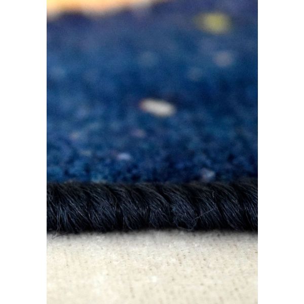 سجادة ميرا للأطفال مودرن من نايلون مانع للانزلاق، تصميم جميل مع توصيل سريع من Cairo Drop.
Mira kids rug, modern nylon with anti-slip base, stylish design, fast delivery