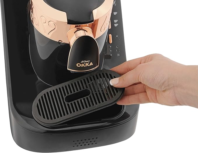 ماكينة ok001 من أرزوم لتحضير القهوة التركية – 710 وات، نظامي تسوية، صب وتنظيف ذاتي. Arzum Okka Turkish Coffee Maker – OK001 Black/White × Gold – 710W.