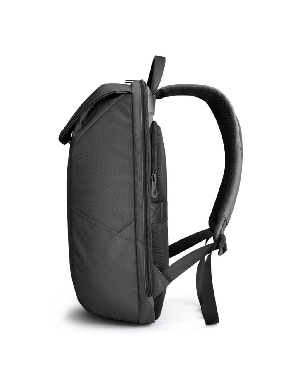 شنطة لافينتو BG424 ظهر لابتوب حتى 15.6 بوصة، تصميم أنيق مقاوم للماء مع جيوب متعددة ومنفذ USB | L’avvento BG424 Laptop Backpack Black