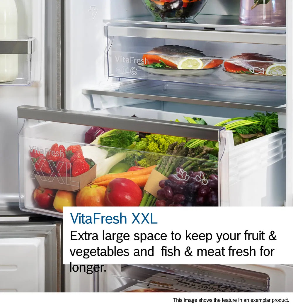 ثلاجة Bosch KDN76XI3E8 بسعة 581 لتر بتقنية نوفروست وتبريد فائق، تصميم فضي أنيق. Bosch NoFrost 581L fridge with Super Cooling and sleek silver finish.
