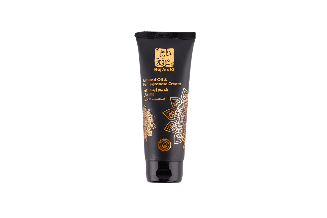 كريم زيت اللوز والرمان من عرفة يمنح بشرتك ترطيبًا عميقًا وتفتيحًا طبيعيًا skin with natural almond and pomegranate oils for a soft, glowing look.