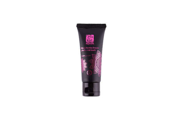 كريم الميكس بيري من حج عرفة يمنح ترطيبًا وتفتيحًا طبيعيًا للبشرة برائحة التوت المنعشة – Hag Arafa Mix Berry Cream deeply hydrates & brightens skin.