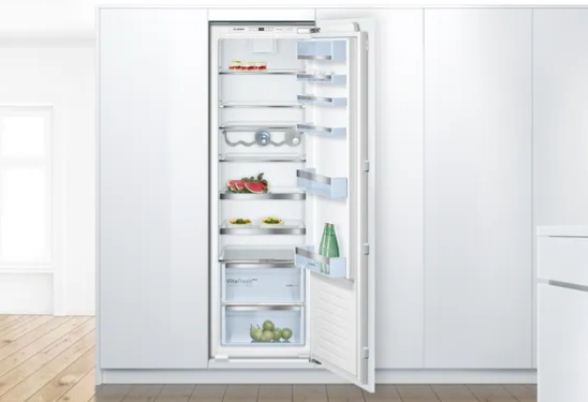 بوش KIR81AF30U ثلاجة مدمجة 177.2 × 55.8 سم بمفصلة مسطحة مع Super Cooling، Bosch KIR81AF30U built-in fridge 177.2×55.8 cm flat hinge.