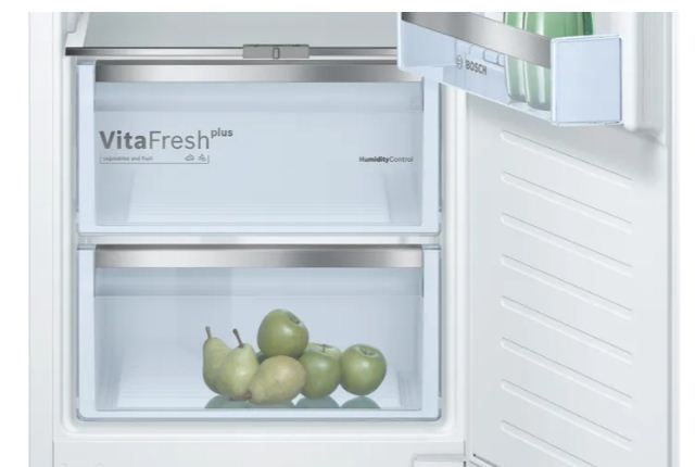 بوش KIR81AF30U ثلاجة مدمجة 177.2 × 55.8 سم بمفصلة مسطحة مع Super Cooling، Bosch KIR81AF30U built-in fridge 177.2×55.8 cm flat hinge.