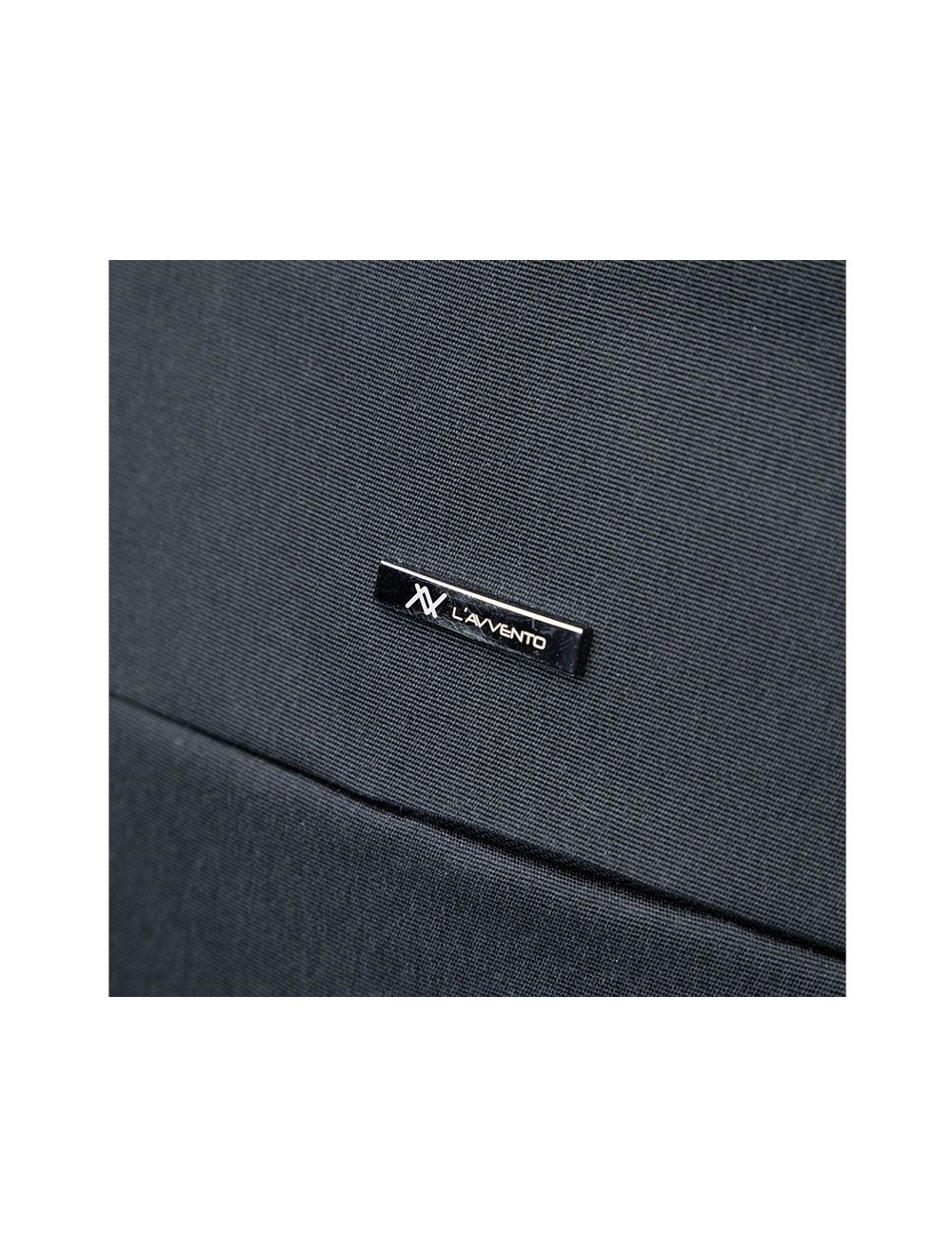 شنطة لافينتو BG694 ظهر بعجلات حتى 15.6 بوصة، خامة مقاومة للماء وجيوب متعددة مع غطاء للعجلات | L’avvento BG694 Trolley Backpack Black