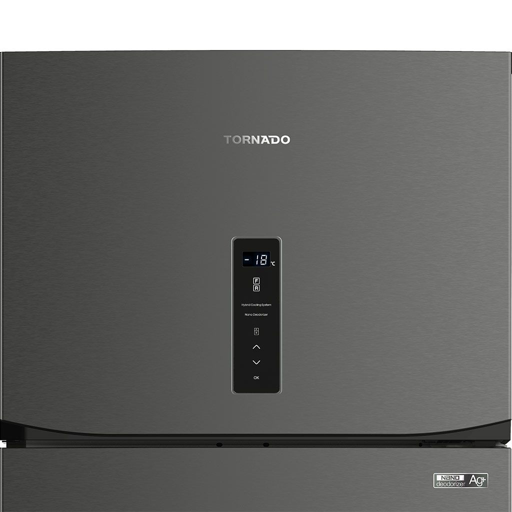 احصل على ثلاجة تورنيدو نوفروست 396 لتر من Cairo Drop، أداء تبريد قوي وتصميم أنيق - Tornado No Frost Refrigerator 396L Silver & Black Cairo Drop.